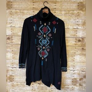 Double D Ranch Black Embroidered long sleeve Tunic size S